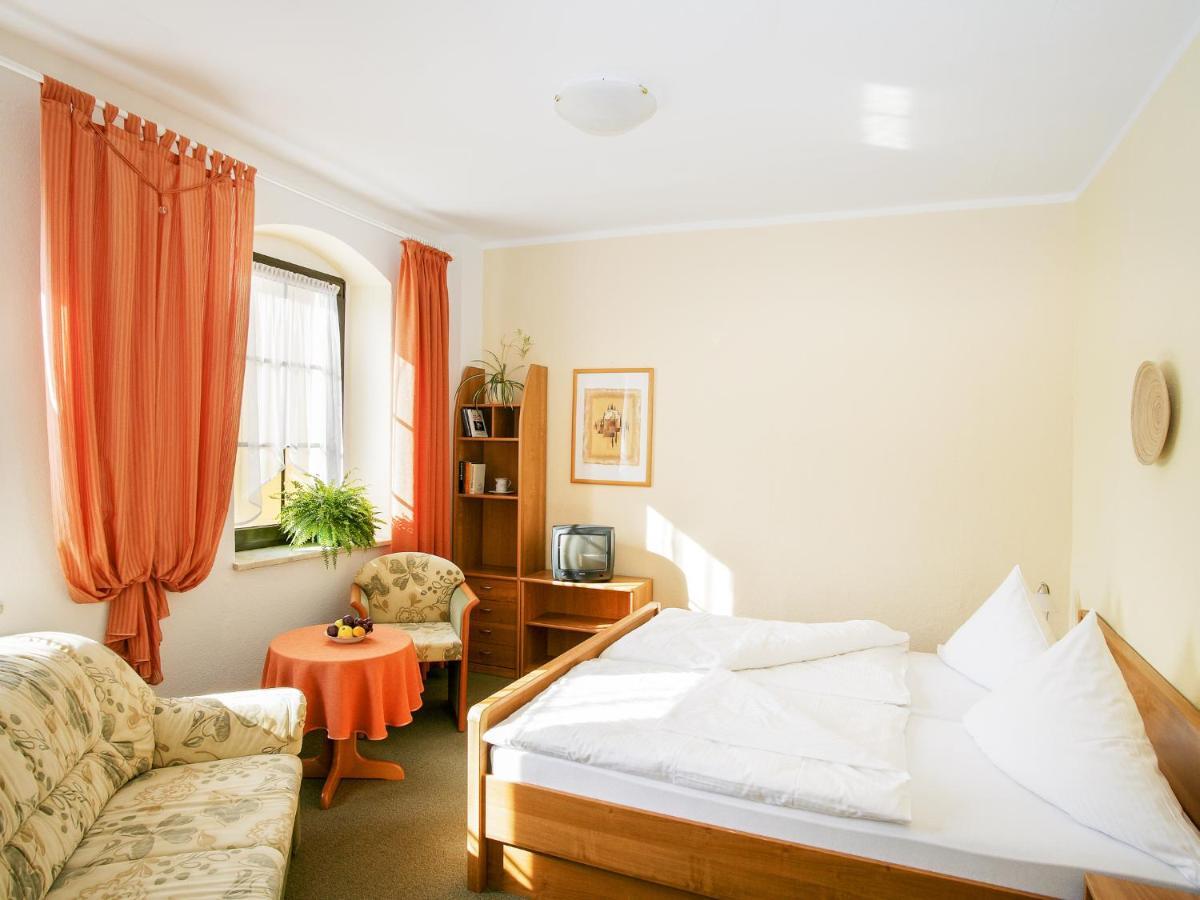Landhotel Zum Hammer Tannenberg Pokoj fotografie